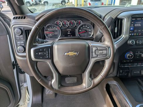 Used 2021 Chevrolet Silverado 2500 LTZ w/ LTZ Plus Package image 18