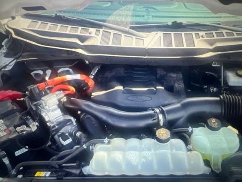 Used 2022 Ford F150 Lariat w/ Equipment Group 501A Mid AWD/4WD image 13