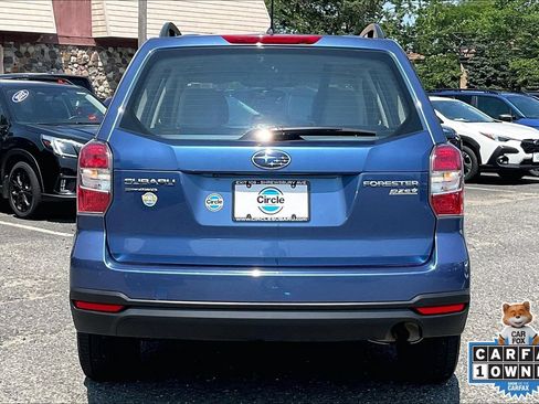 Used 2015 Subaru Forester 2.5i w/ Alloy Wheel Package AWD/4WD image 4