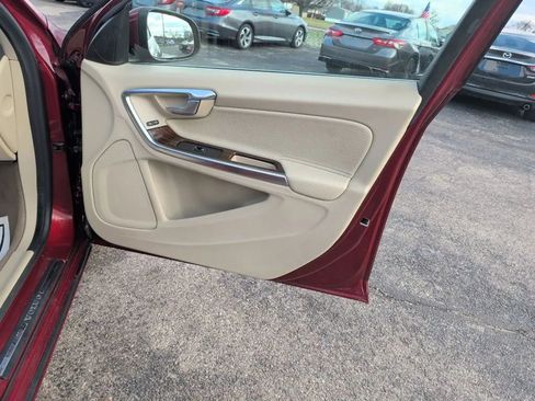 Used 2013 Volvo S60 T5 image 14