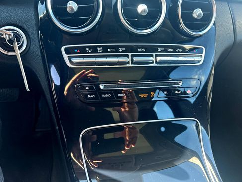 Used 2015 Mercedes-Benz C 300 4MATIC Sedan image 14