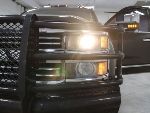 Used 2015 Chevrolet Silverado 3500 High Country w/ Duramax Plus Package AWD/4WD image 22