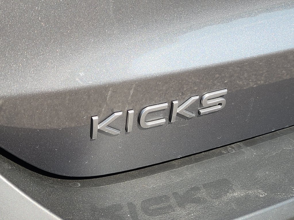 Certified 2025 Nissan Kicks SV w/ SV Premium Package AWD/4WD image 8