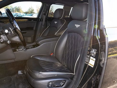 Used 2020 Bentley Mulsanne RWD image 27