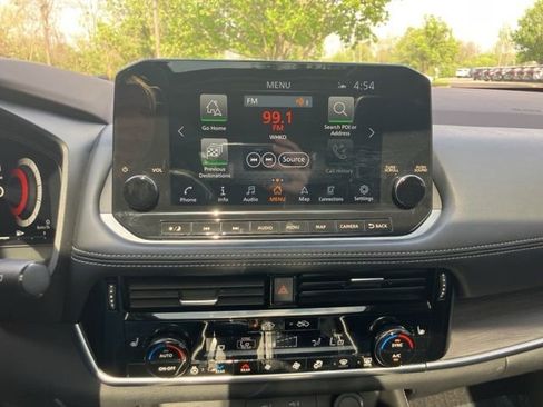 Used 2021 Nissan Rogue Platinum AWD/4WD image 20