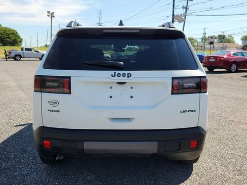 Used 2026 Jeep Cherokee Limited AWD/4WD image 5