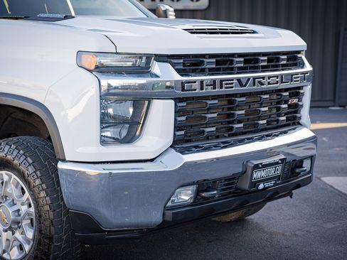 Used 2023 Chevrolet Silverado 2500 LT w/ Convenience Package image 4