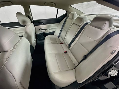 Used 2023 Nissan Altima 2.5 SV AWD/4WD image 26