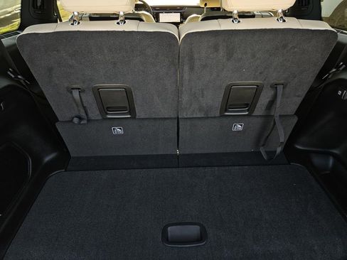 New 2026 Jeep Grand Cherokee L Limited image 10