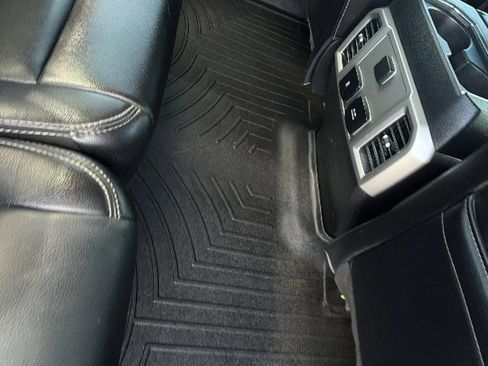 Used 2020 Ford F250 Lariat w/ Lariat Value Package AWD/4WD image 58