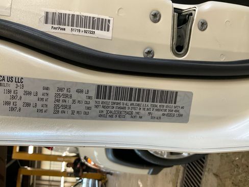 Used 2019 Jeep Compass Limited AWD/4WD image 26