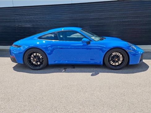 Certified 2026 Porsche 911 Carrera GTS RWD image 10