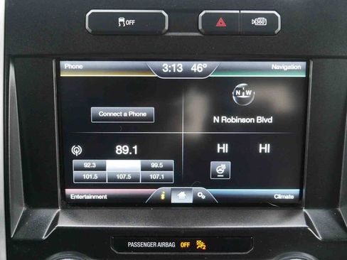 Used 2015 Ford F150 Platinum w/ Equipment Group 701A Luxury image 46