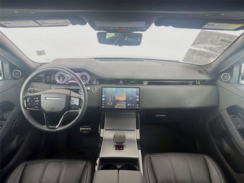 Used 2024 Land Rover Range Rover Evoque Dynamic SE image 12