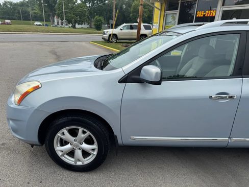 Used 2011 Nissan Rogue SV w/ Premium Pkg AWD/4WD image 4