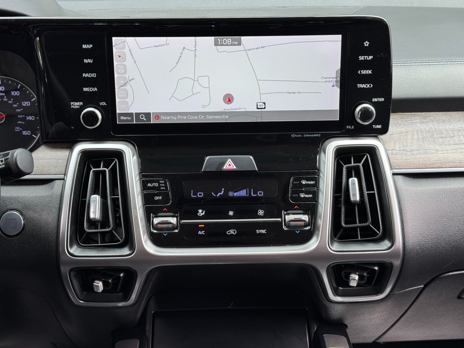 Used 2022 Kia Sorento EX w/ Panoramic Sunroof Package FWD image 22