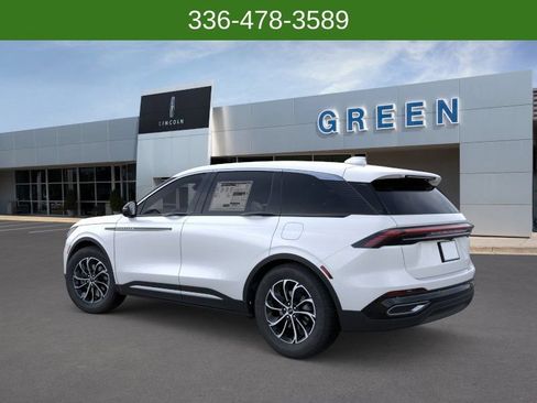 New 2026 Lincoln Nautilus Premier AWD/4WD image 4