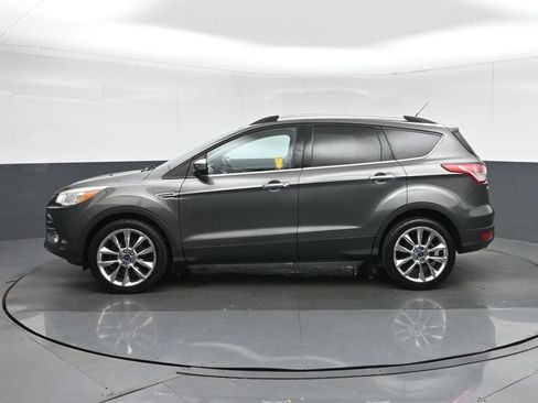 Used 2016 Ford Escape SE w/ SE Chrome Package AWD/4WD image 4