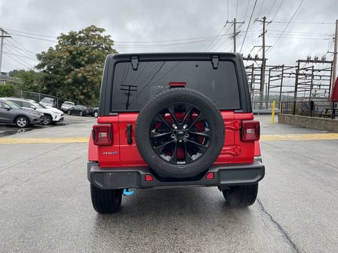 Certified 2023 Jeep Wrangler Unlimited Sahara AWD/4WD image 4