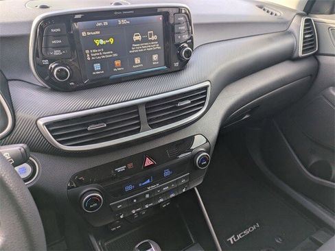 Used 2021 Hyundai Tucson SEL w/ Cargo Package image 11