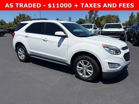 Used 2017 Chevrolet Equinox LT w/ Convenience Package FWD image 1
