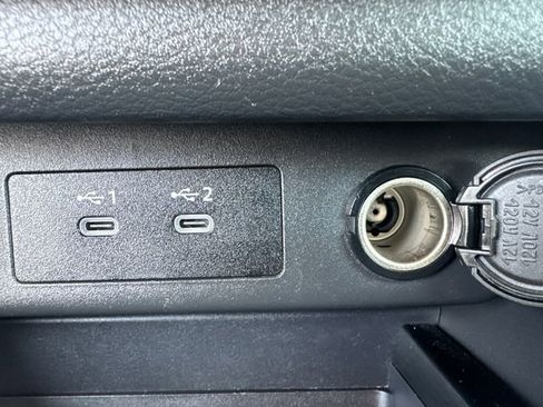 Used 2024 Nissan Rogue S image 34