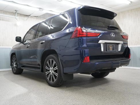 Used 2016 Lexus LX 570 4WD 4dr w/ Luxury Package image 6