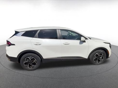 Used 2025 Kia Sportage LX FWD image 16
