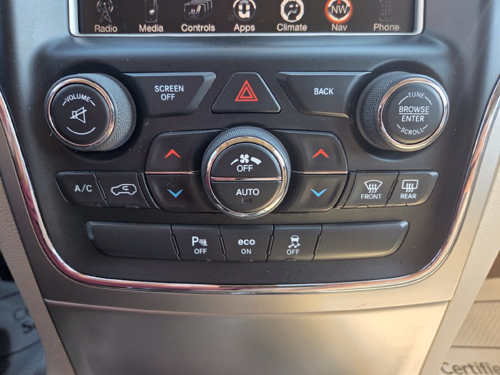 Used 2014 Jeep Grand Cherokee Overland AWD/4WD image 23