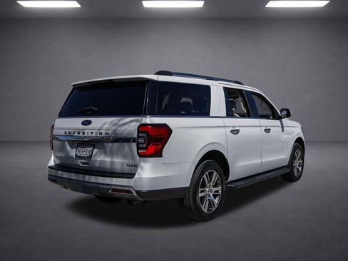 Used 2024 Ford Expedition Max Limited RWD image 4