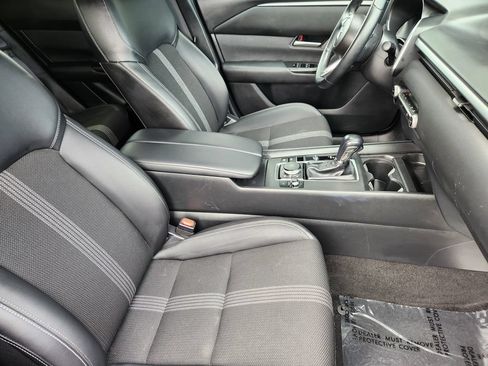 Used 2025 MAZDA CX-50 AWD 2.5 S w/ Preferred Package image 5