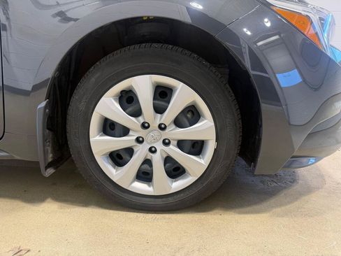 Certified 2024 Toyota Corolla LE AWD/4WD image 9