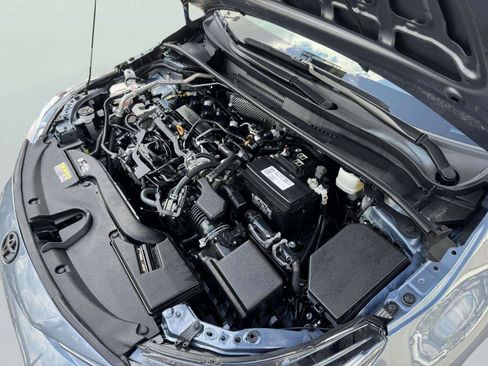 Used 2025 Toyota Corolla SE FWD image 47