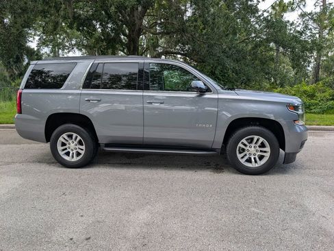 Used 2019 Chevrolet Tahoe LT w/ Luxury Package AWD/4WD image 8