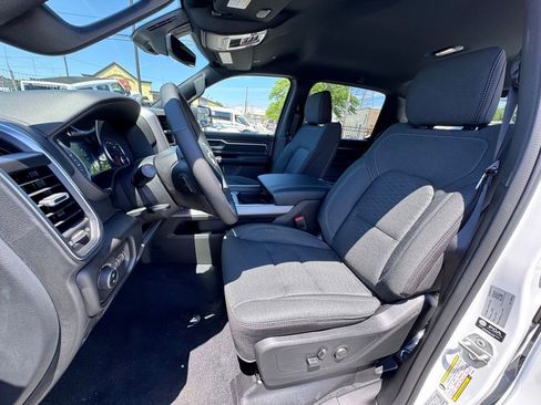 New 2026 RAM 1500 4x4 Crew Cab image 14