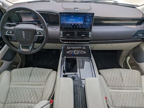 Used 2024 Lincoln Navigator Black Label AWD/4WD image 17