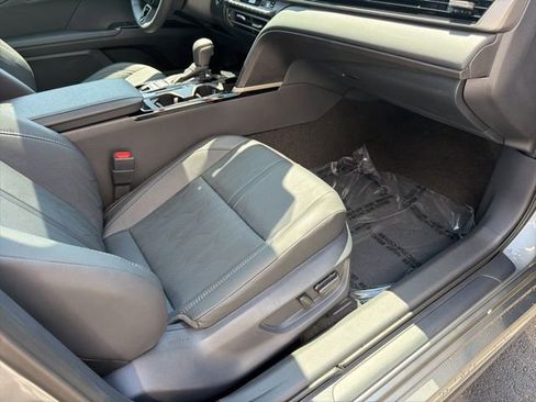 New 2026 Toyota Camry XSE FWD image 29