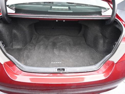 Used 2016 Toyota Camry XSE w/ Moonroof Package FWD image 22
