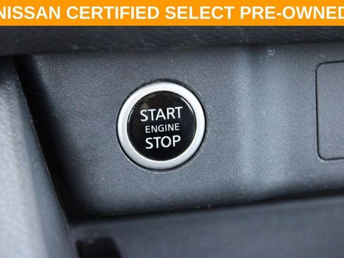 Certified 2023 Nissan Rogue SV image 31