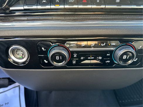 Used 2023 Chevrolet Silverado 1500 LT AWD/4WD image 27