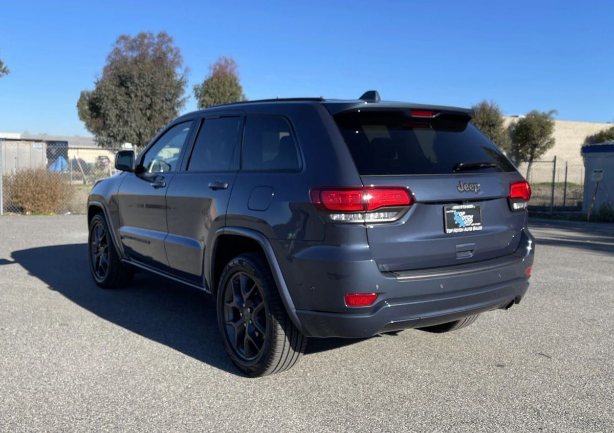 Used 2021 Jeep Grand Cherokee Limited w/ Quick Order Package 28K 80th RWD image 7