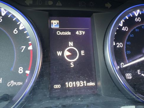 Used 2019 Toyota Highlander XLE image 31