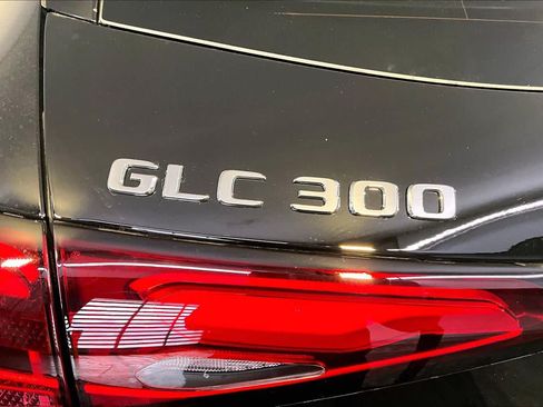 New 2026 Mercedes-Benz GLC 300 4MATIC image 6