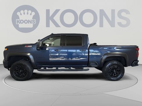 Used 2022 Chevrolet Silverado 2500 LTZ w/ LTZ Plus Package AWD/4WD image 2