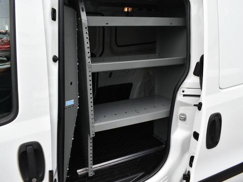 Used 2021 RAM ProMaster City Tradesman FWD image 9