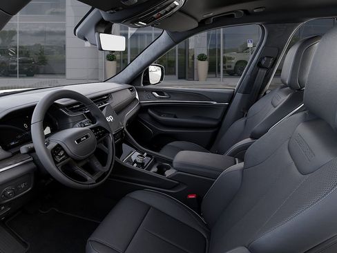 New 2025 Jeep Grand Cherokee L Overland w/ Advanced Protech Group III image 22