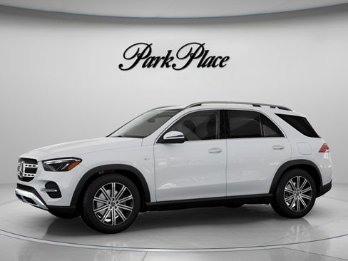 Used 2024 Mercedes-Benz GLE 350 4MATIC image 3