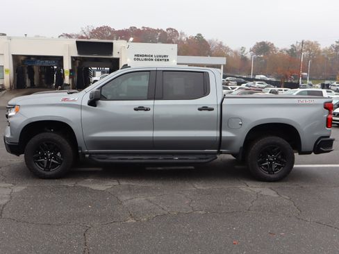 Used 2024 Chevrolet Silverado 1500 LT Trail Boss w/ Convenience Package II image 7