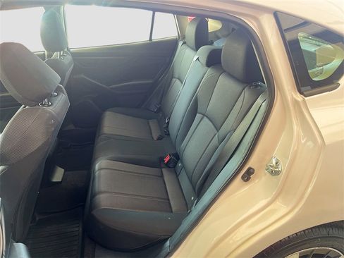 Used 2022 Subaru Impreza 2.0i Premium image 23