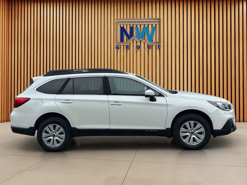 Used 2018 Subaru Outback 2.5i Premium AWD/4WD image 19